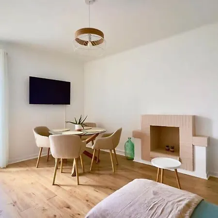 Casamea - T2, Balcon, Clim, Wifi, Centre * Ajaccio (Corsica)