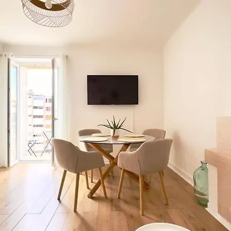 Casamea - T2, Balcon, Clim, Wifi, Centre Apartment *